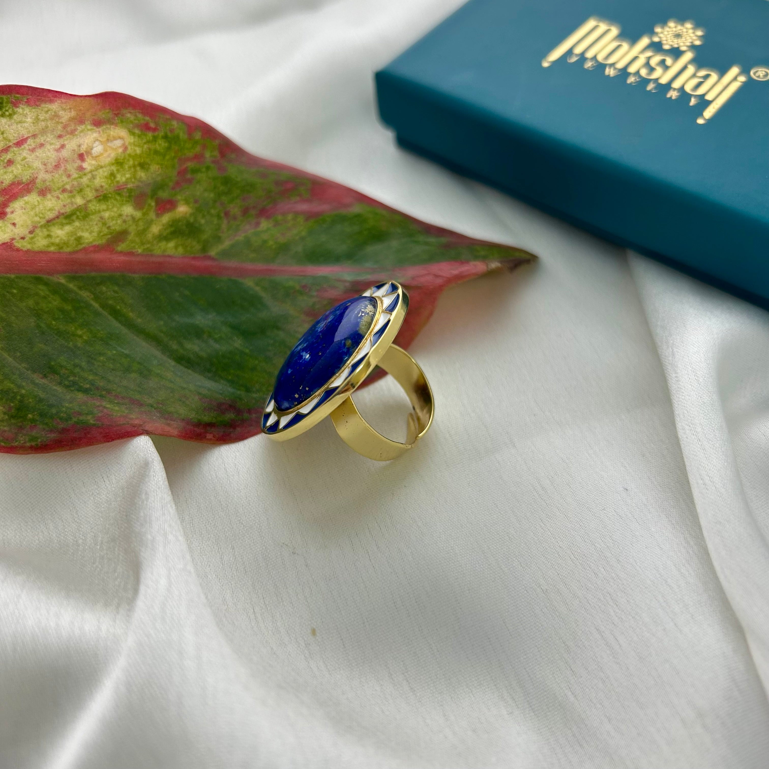 Round Lapis Ring
