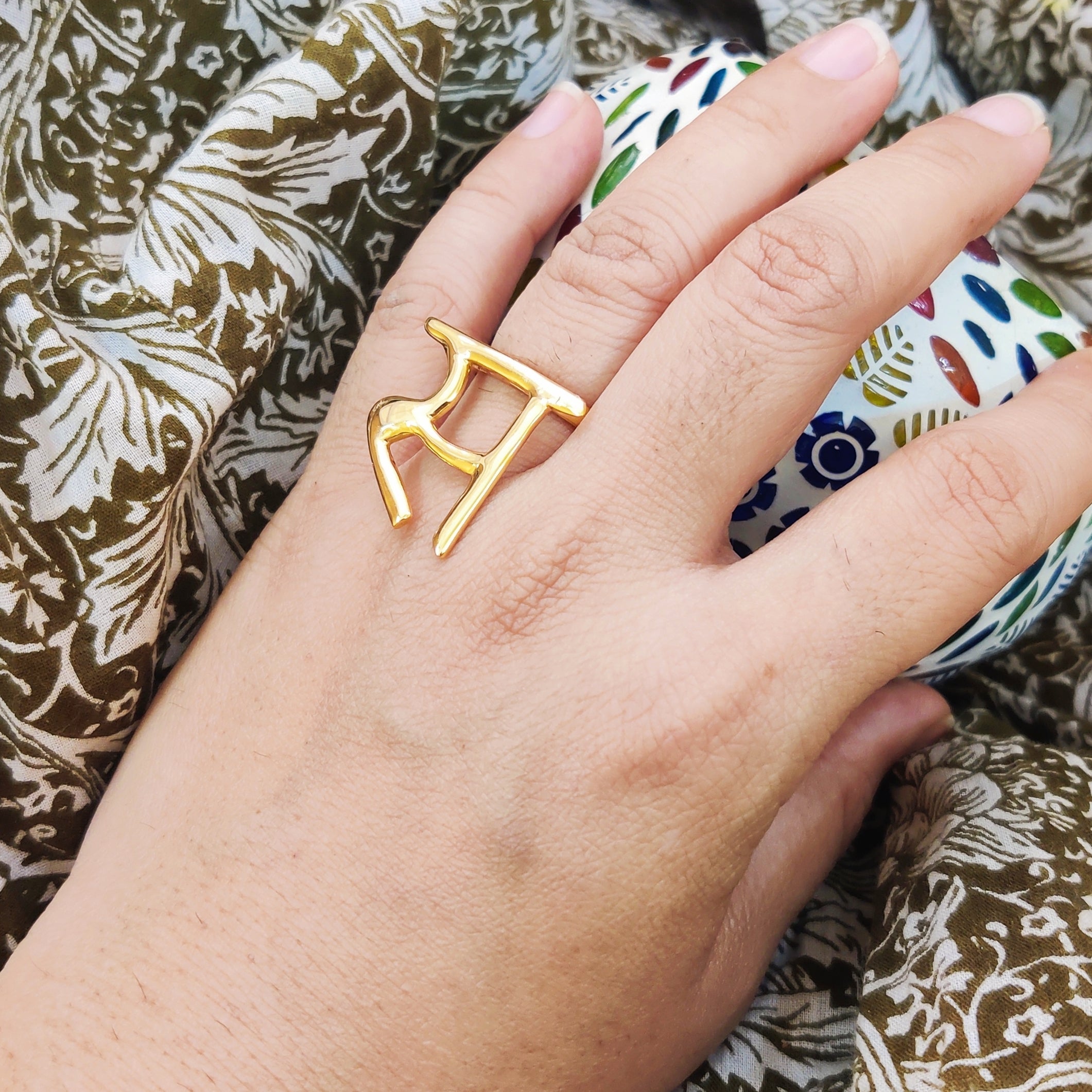 'स' Hindi Alphabet Ring (Small)