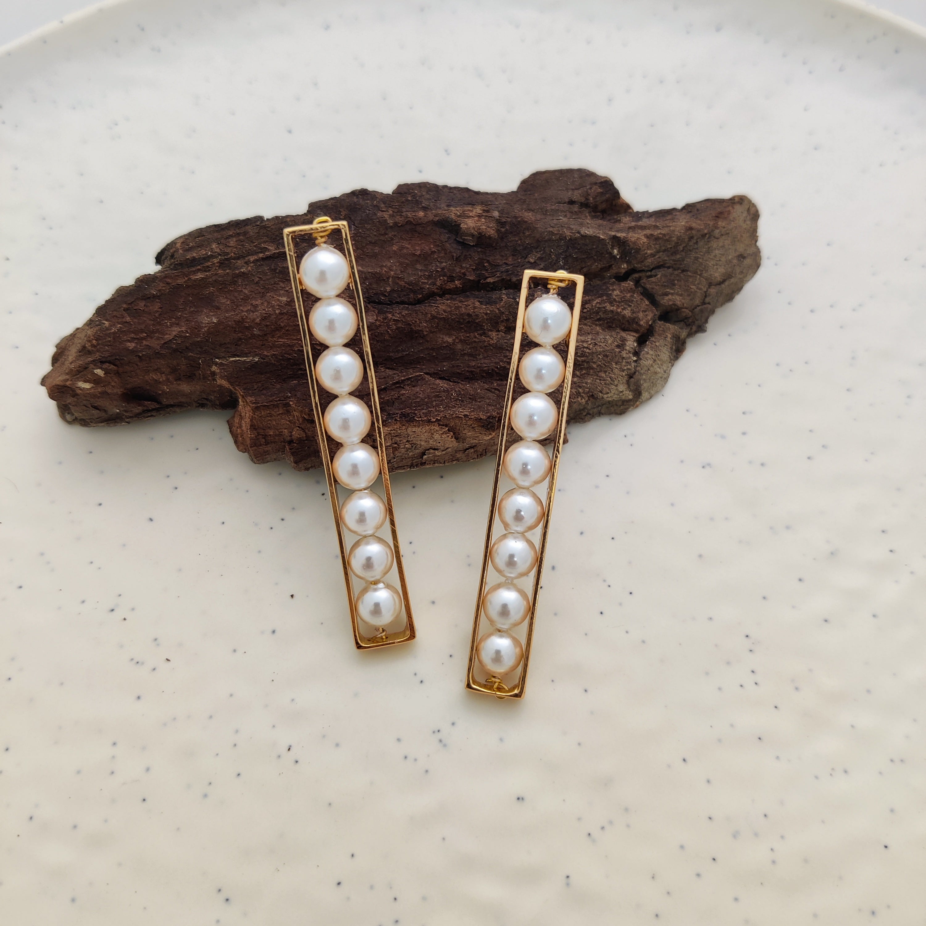 Pearly Bar Earrings