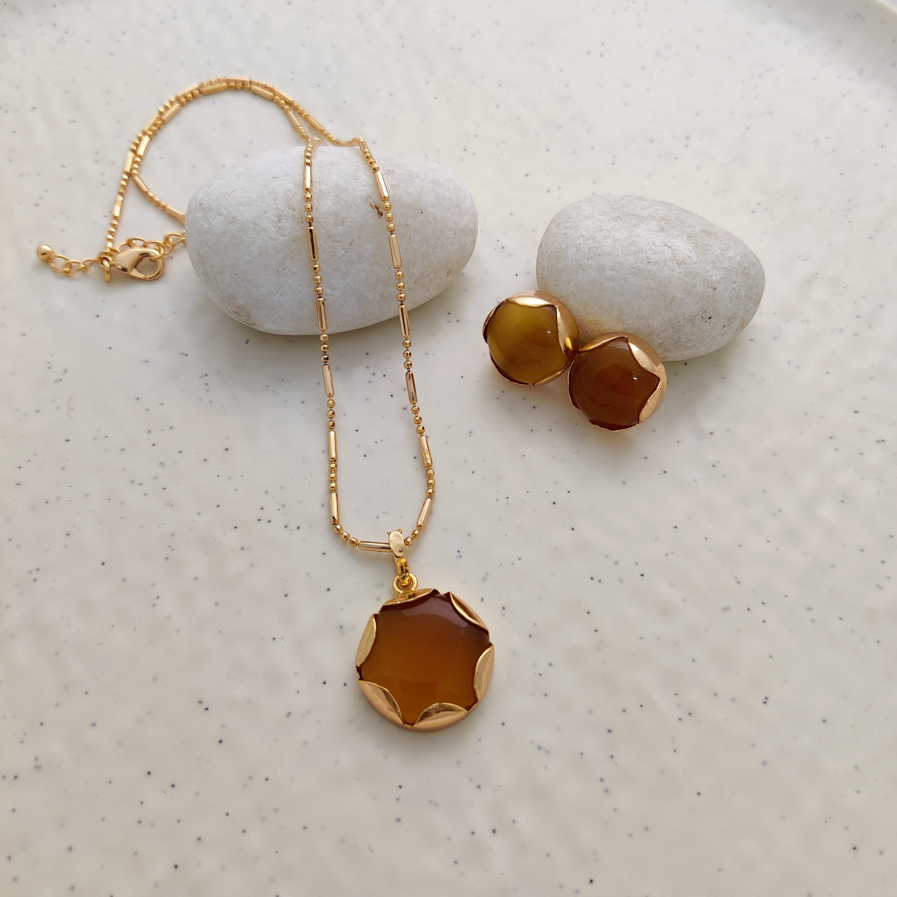 Yellow-Brown Onyx E&P Set