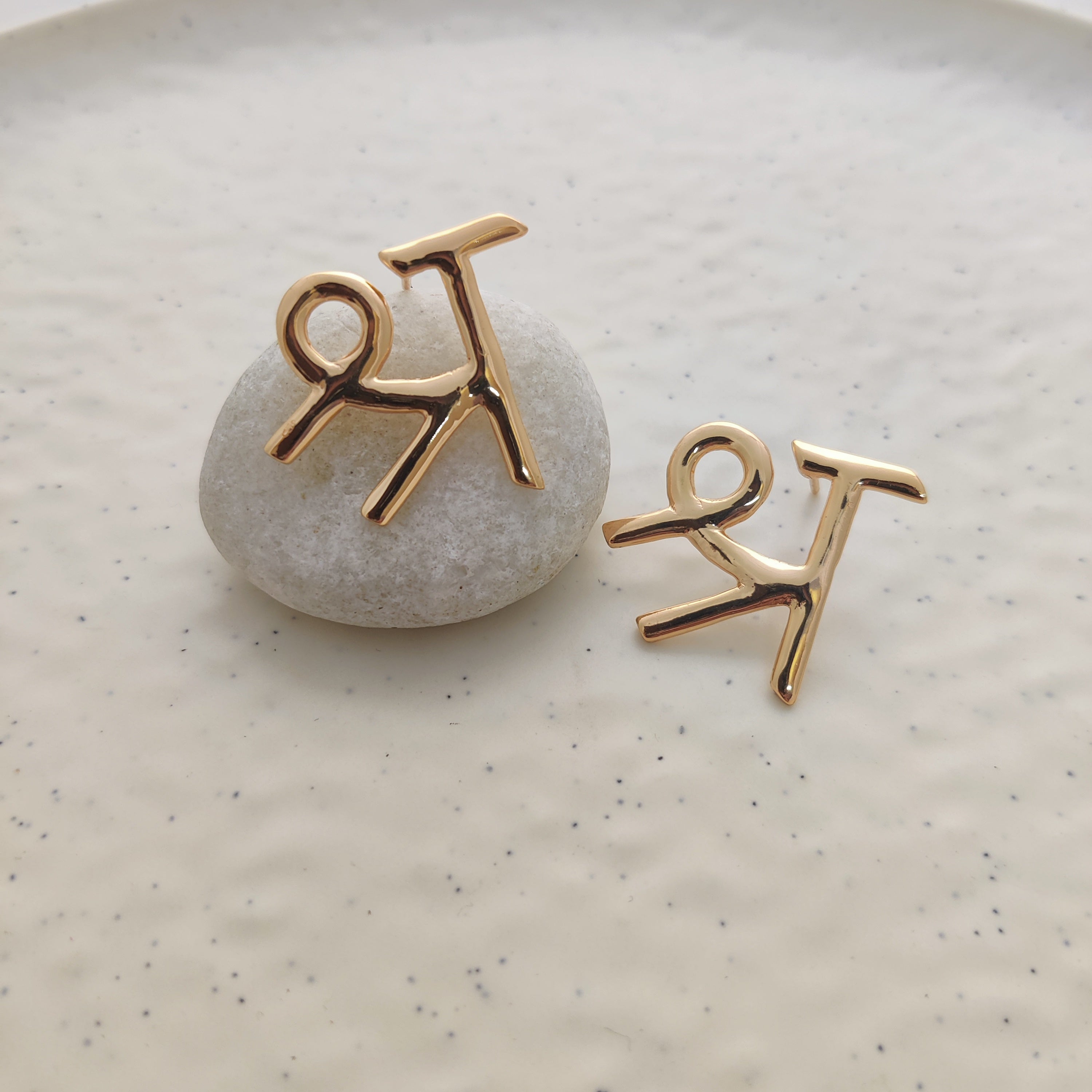 'श्र' Hindi Alphabet Earrings (Small)