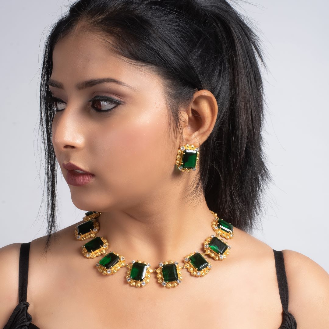 Green Hydro Necklace And Earrings Set