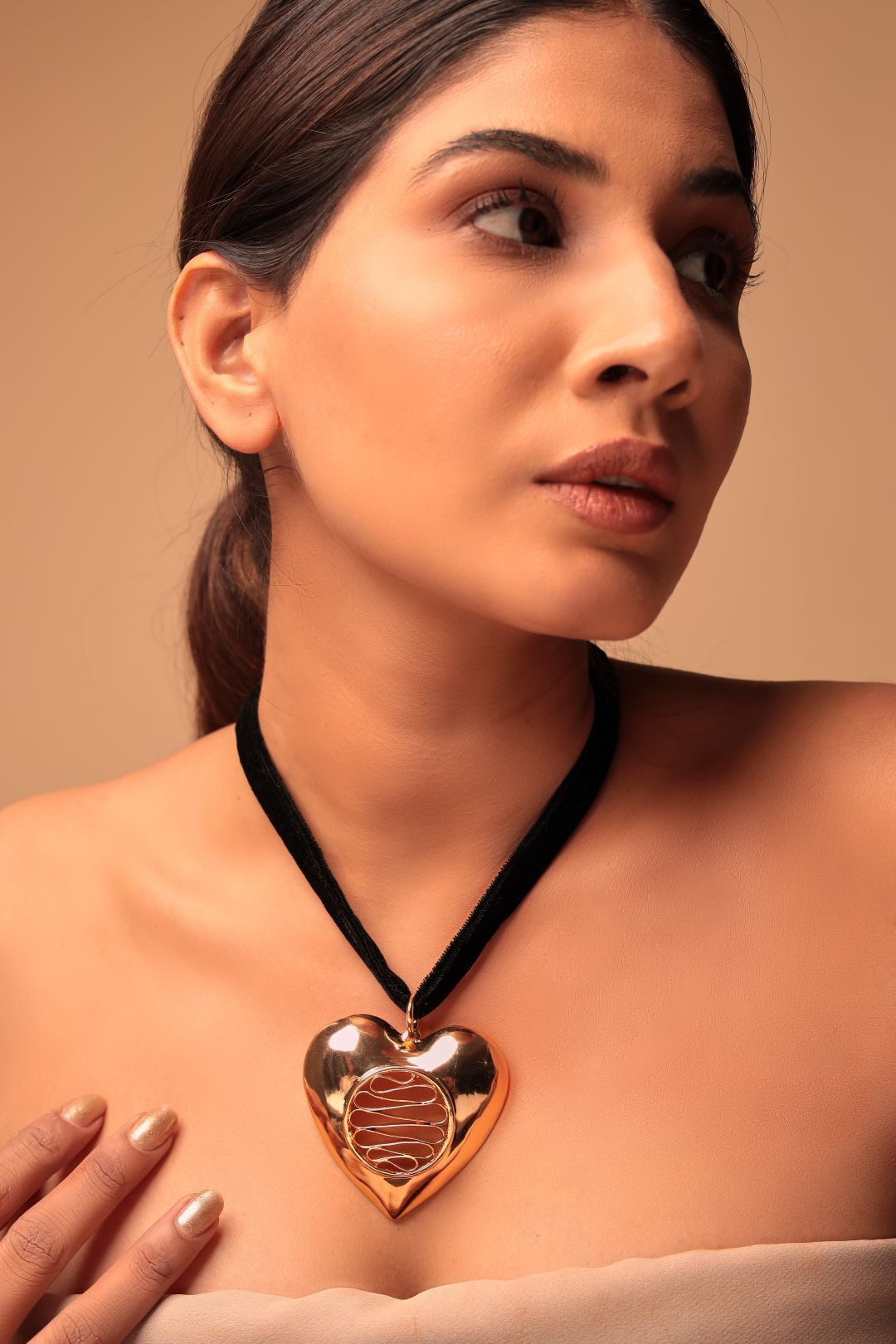 Opulent Heart Neckpiece