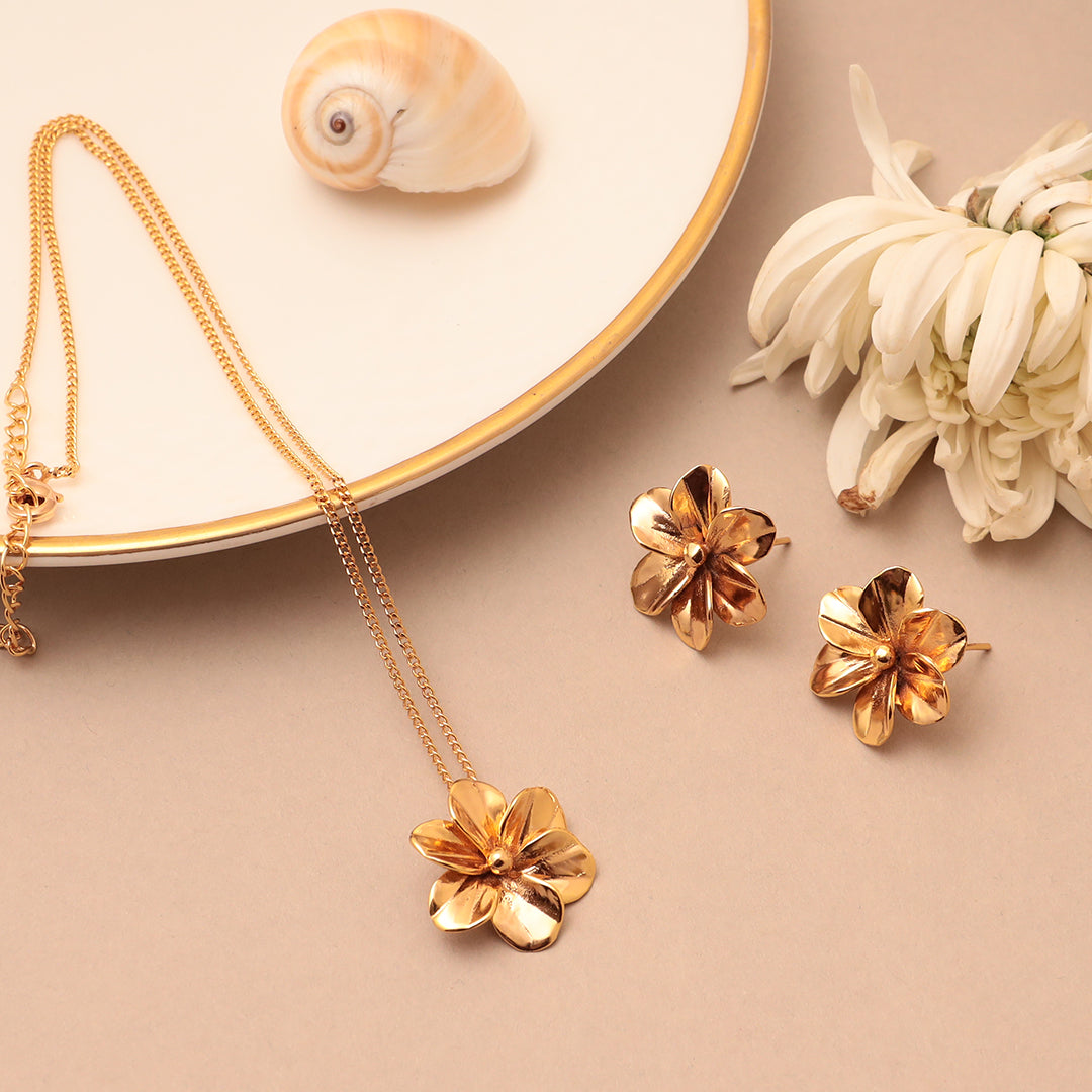 "Flowery Allure" Earrings & Pendants Set